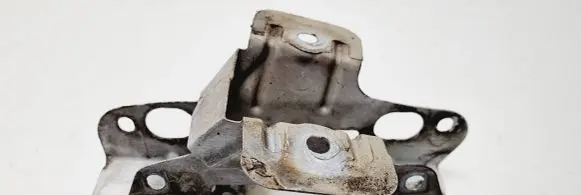 Renault Trafic II (X83) Fender mounting bracket