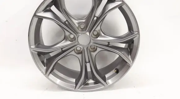 Ford Focus R17 alloy rim 