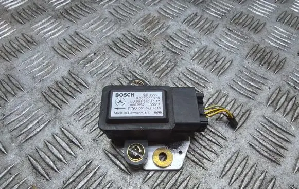 Mercedes-Benz E W210 ESP acceleration yaw rate sensor 0265005230 0015429018