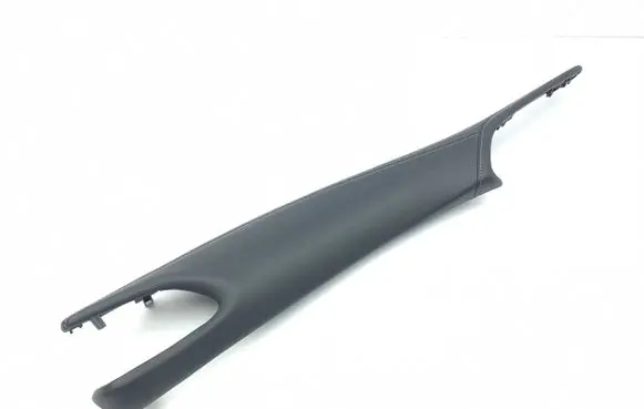 Infiniti Q30 Panel trim 682R85DA0A