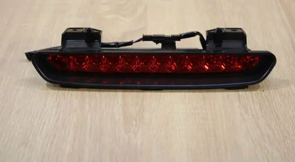 Chevrolet Orlando Third/center stoplight