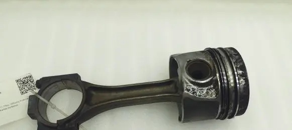 Audi A1 Piston with connecting rod 03LA