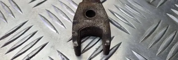 Citroen Berlingo Fuel Injector clamp holder