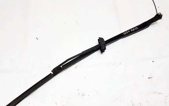 Toyota Yaris Front wiper blade arm