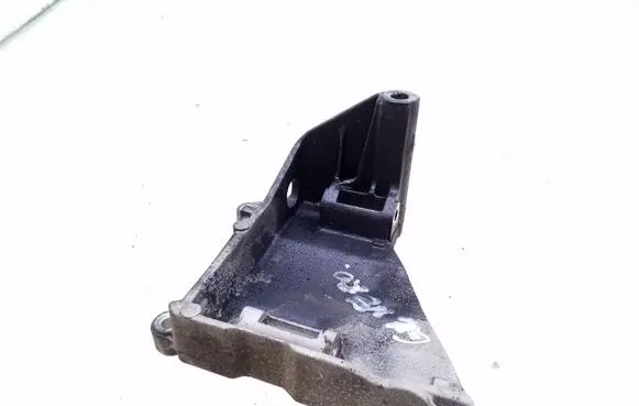 Volkswagen Touareg I Generator/alternator bracket 070903143C
