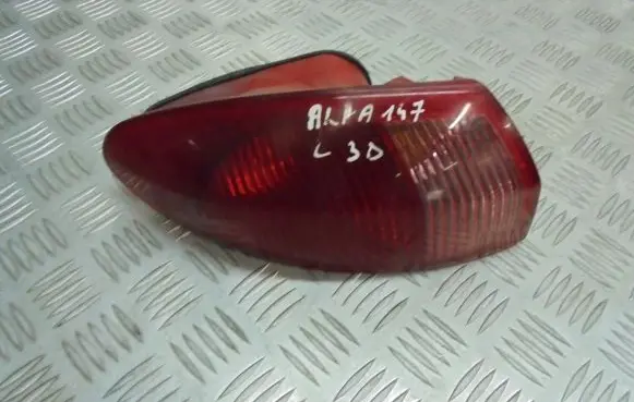 Alfa Romeo 147 Number plate light