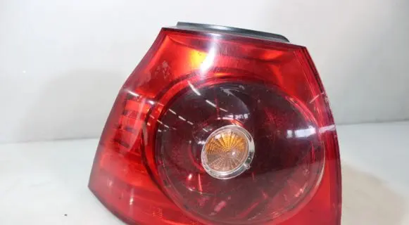 Volkswagen Golf V Rear/tail lights