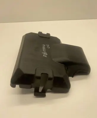 Chevrolet Malibu Fuse box cover 84486219