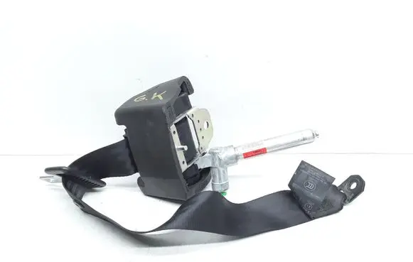 Volvo V50 Rear seatbelt 8639551