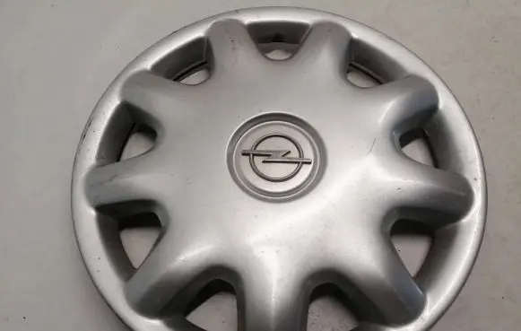Opel Vectra B R15 wheel hub/cap/trim 90498213DR 464192822 539441
