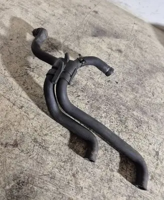 Volkswagen PASSAT B6 Engine coolant pipe/hose 114443T1