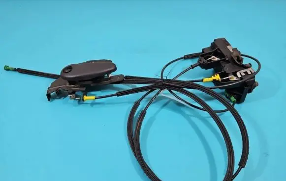Opel Vivaro Rear door lock 8200008463 IMPRK1377117