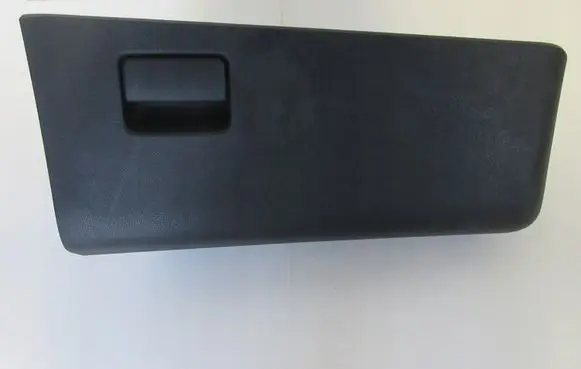 Toyota Prius (XW50) Glove box