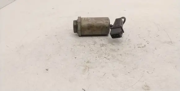 BMW 5 E34 Camshaft vanos timing valve FT0968C 641421
