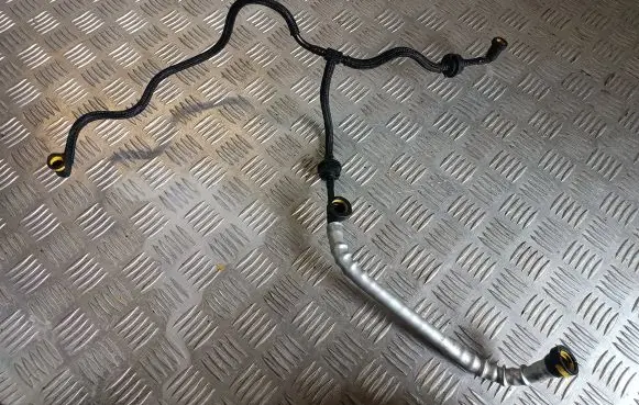 Nissan Qashqai Brake vacuum hose/pipe 118260996R 118269037R