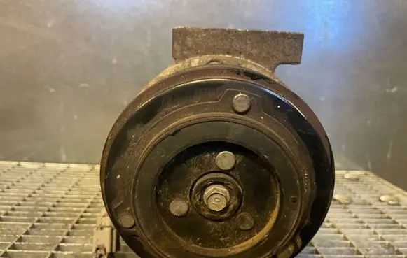 Nissan Qashqai+2 Air conditioning (A/C) compressor (pump) MR20DE EN200