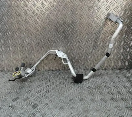 Volvo XC60 Air conditioning (A/C) pipe/hose 31497909