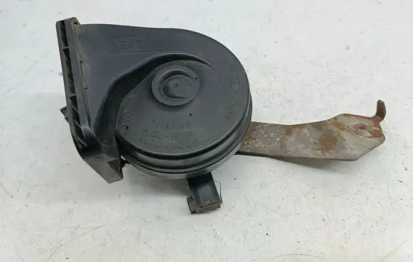 Mazda 3 I Horn signal 0055306 AM8OS55306