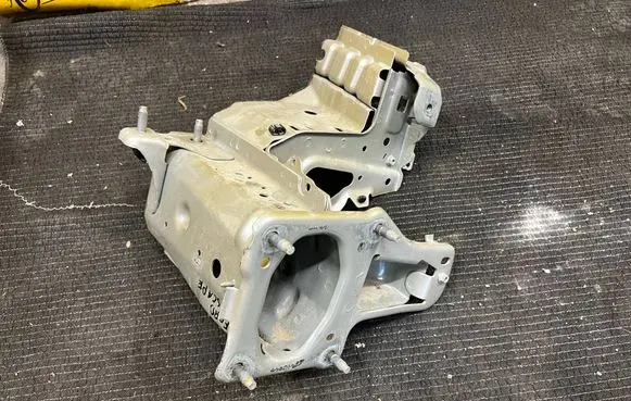 Ford Escape III Front quarter panel 
