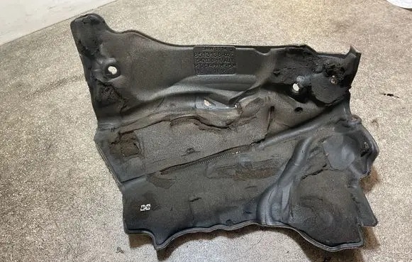 BMW 3 GT F34 Heat shield in engine bay BMM1114 54703011 8513138