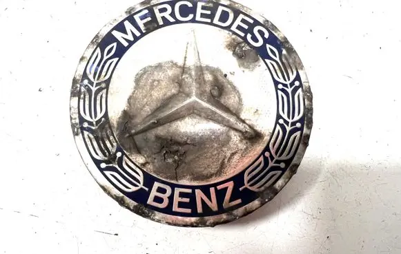 Mercedes-Benz C W204 Original wheel cap A1714000025