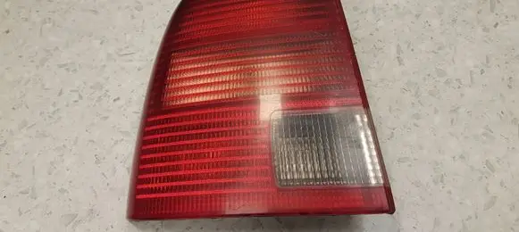Volkswagen PASSAT B5 Rear/tail lights 3B5945095F