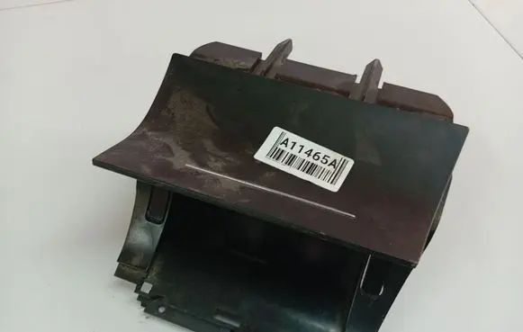Skoda Octavia Mk2 (1Z) Car ashtray 1Z1863077A