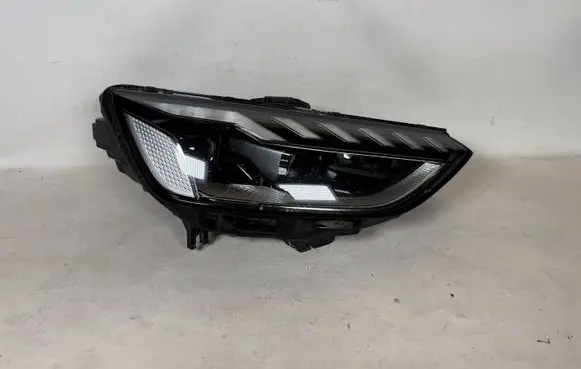 Audi A4 S4 B9 8W Headlight/headlamp 8w0941036