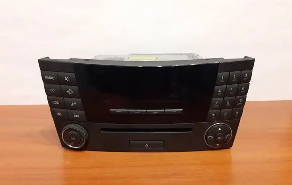 Mercedes-Benz E W211 CD/DVD changer 4610 A2118701289