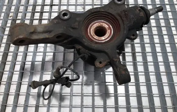 Renault Master III Front wheel hub spindle knuckle 