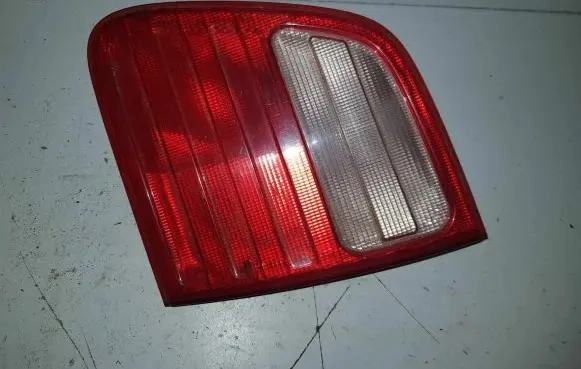 Mercedes-Benz E W210 Tailgate rear/tail lights A2108202464 4397