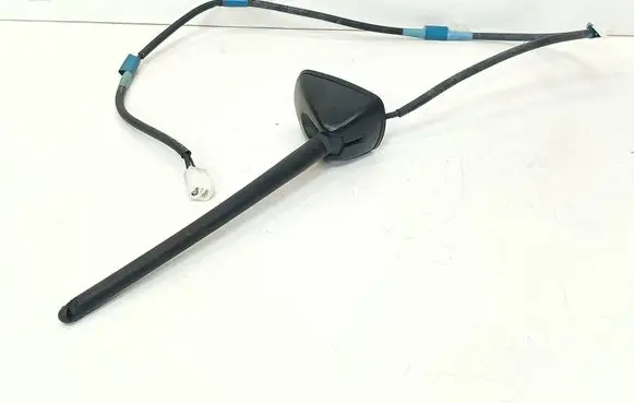 Toyota Prius+ (ZVW40) Radio antenna V307525C
