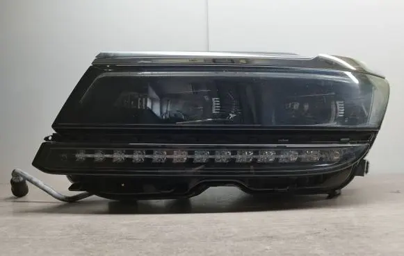 Volkswagen Tiguan Headlight/headlamp 5NB941081A 030110123500