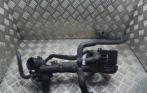 Mercedes-Benz Sprinter W906 Thermostat/thermostat housing A6512000615