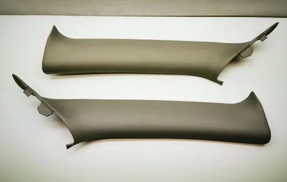 Chrysler 300 - 300C (A) pillar trim 0UM02TRMAF UM03TRMAF OUM02TRMAF