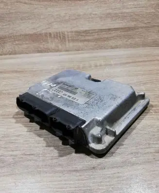 Volkswagen Golf IV Engine control unit/module ECU 038906018AN 0281001409