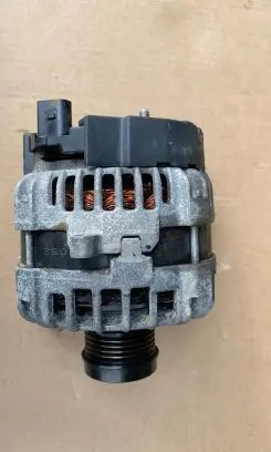 Mercedes-Benz B W246 W242 Generator/alternator A0009061903