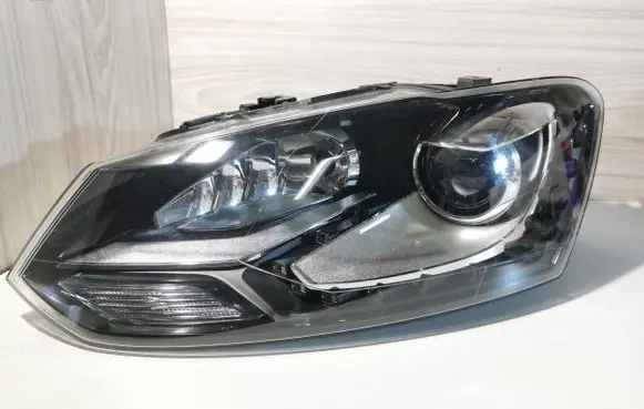 Volkswagen Polo V 6R Headlight/headlamp 6R1941039