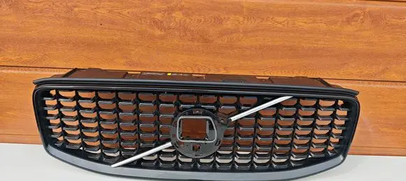 Volvo XC60 Front grill 32291026