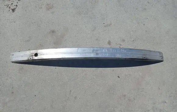 Mercedes-Benz CLS C219 Front bumper cross member