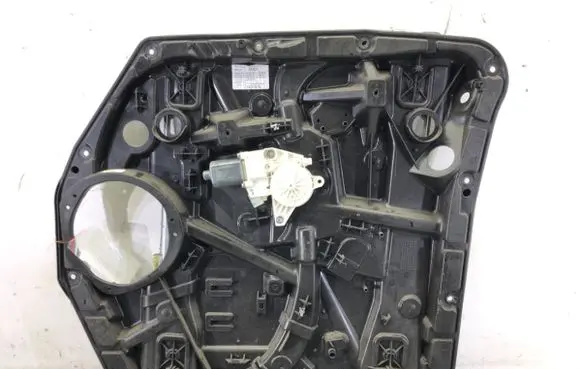 Mercedes-Benz Vito Viano W447 Front door window regulator with motor A4479063600