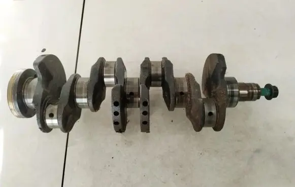 Volkswagen Polo III 6N 6N2 6NF Crankshaft 036h