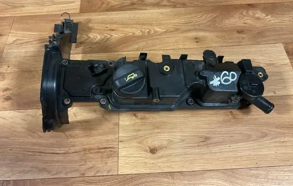Peugeot 308 Rocker cam cover 9688939180