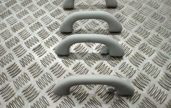 Volkswagen Polo V 6R A set of handles for the ceiling 
