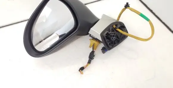 Peugeot 308 Front door electric wing mirror 0208094 0206040