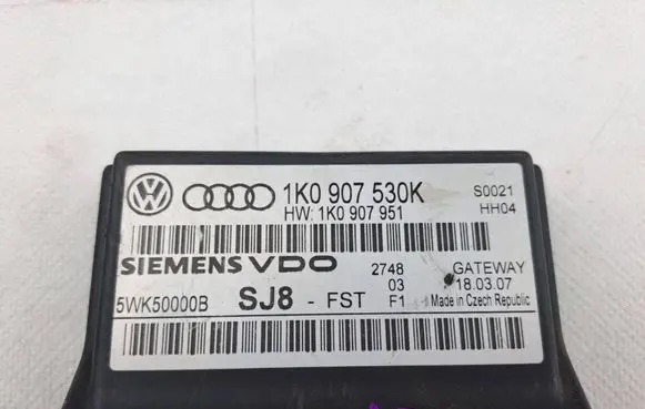 Volkswagen Touran I Gateway control module 1K0907530K 1K0907951 5WK50000B