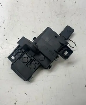 BMW 7 E65 E66 Fuse module 61138387568 10688710