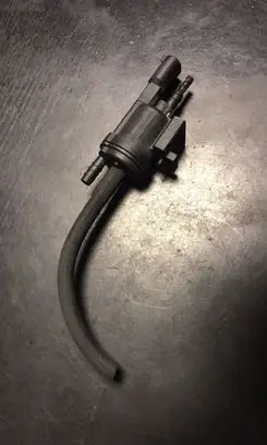 Mercedes-Benz E W211 Turbo solenoid valve 0025401497