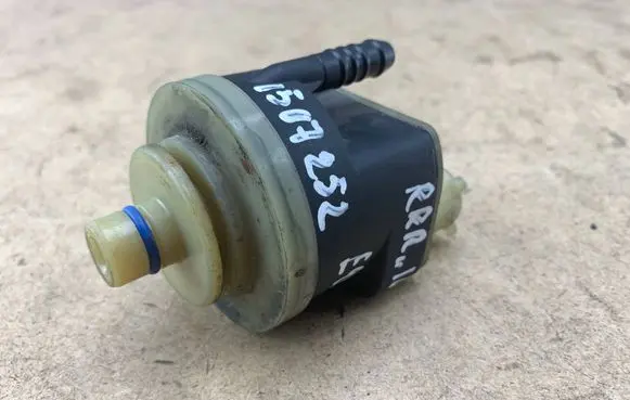 BMW 3 E90 E91 Fuel filter heater 7802242 13327802242 13328509765