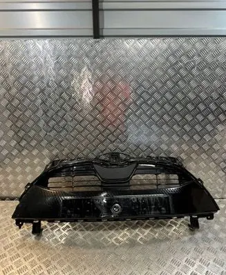 Front bumper upper radiator grill
